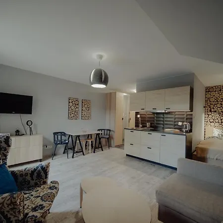 Silence Gorskie Zacisze * شكلارسكا بوريبا